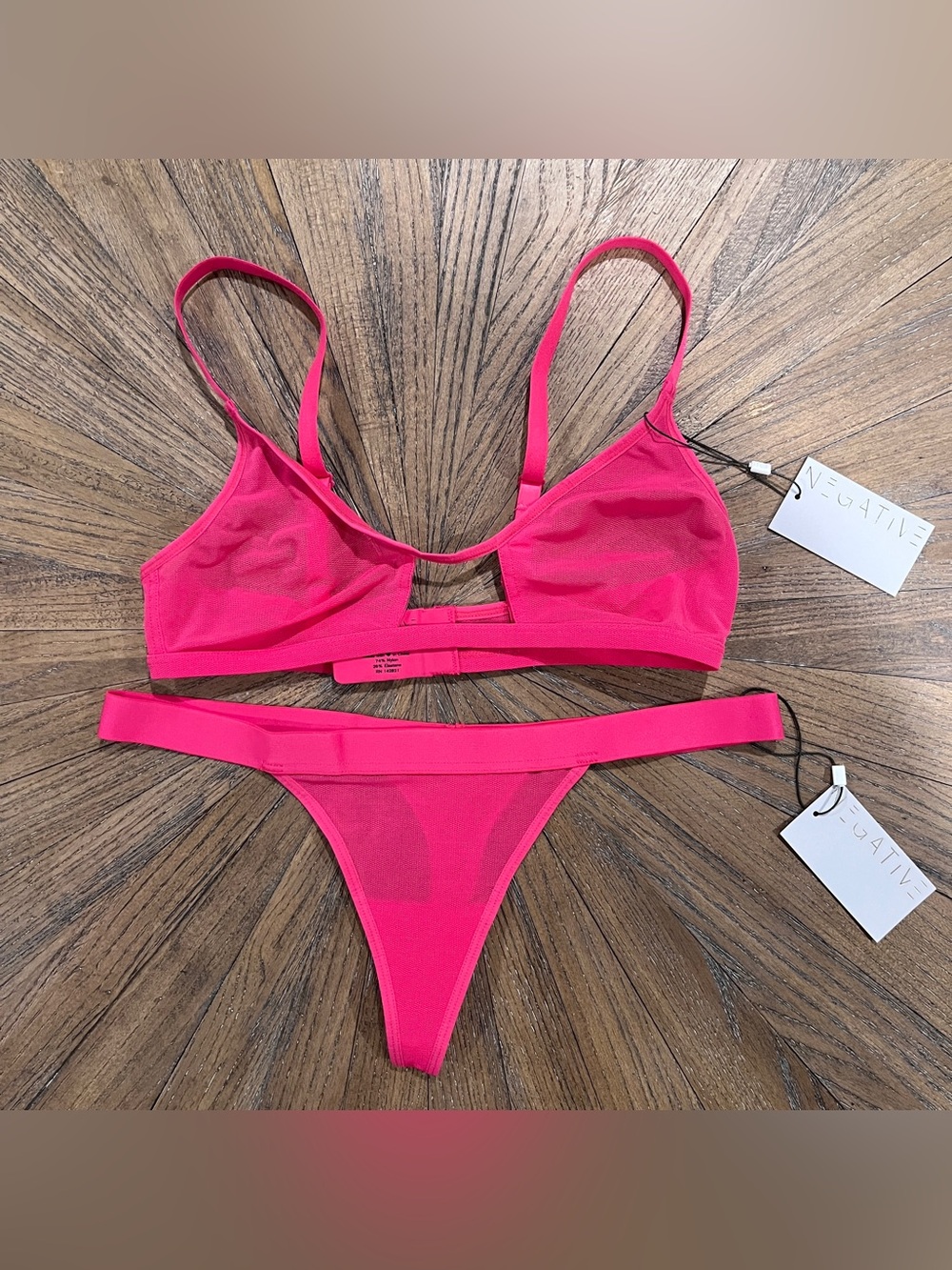 NWT Negative Sieve Mesh Cut Out  Bra And Thong Set In Punch Size 1 / Sz S RARE